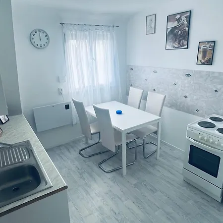 Mesek Apartment